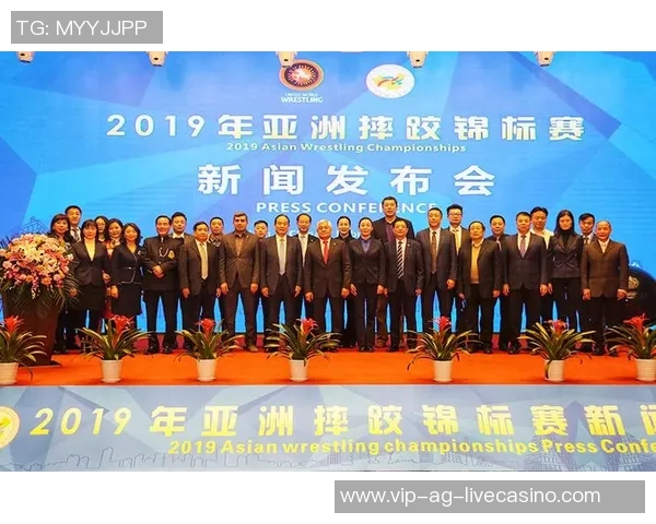 重庆足球比赛热潮再起球迷激情四溢共襄盛举